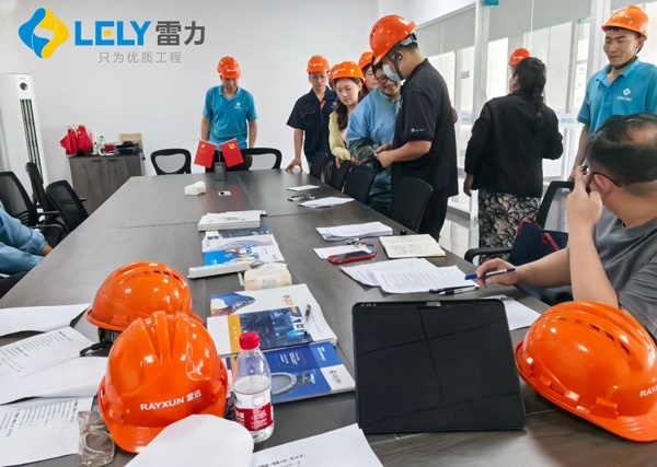 雷力閥門生產基地雷迅閥門召開安全生產工作會議.jpg
